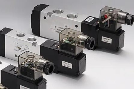 三位五通電磁閥用于哪些場(chǎng)所？常用于自動(dòng)化系統(tǒng)！